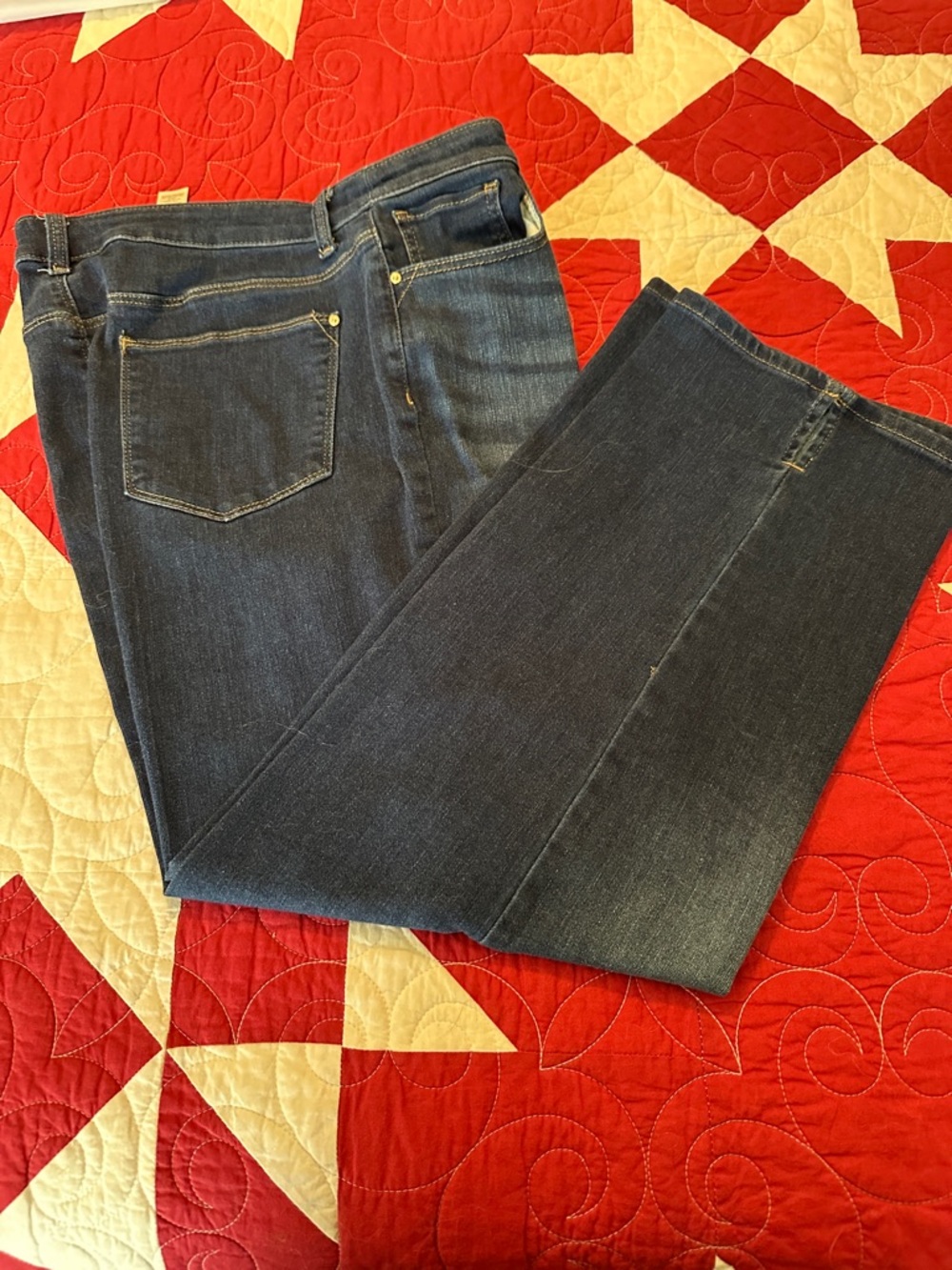 Chico's Girlfriend Straight-Leg Crop Jeans